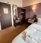 The Q Hotel