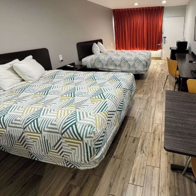 2 Full Beds | Non-Smoking, Micfridge Motel 6 Englewood, FL Promo Code