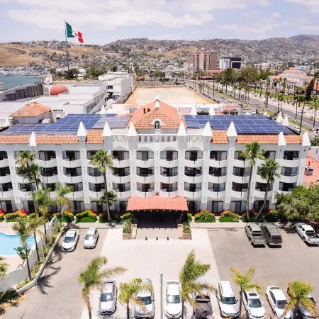 Corona Hotel & Spa