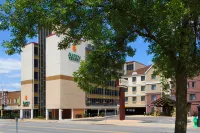 Aspen Select Hotel a 