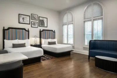 The Rubenstein Hotel Hotele w: 