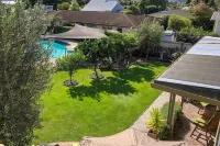 Lavender Studio at the foot of the Richmond Hills. Hotels in 