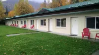 Bird Creek Motel Hotels in 