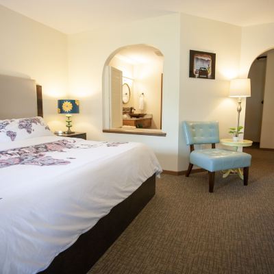Comfort Room, 1 King Bed, Hot Tub Bavarian Inn Black Hills Promo Code
