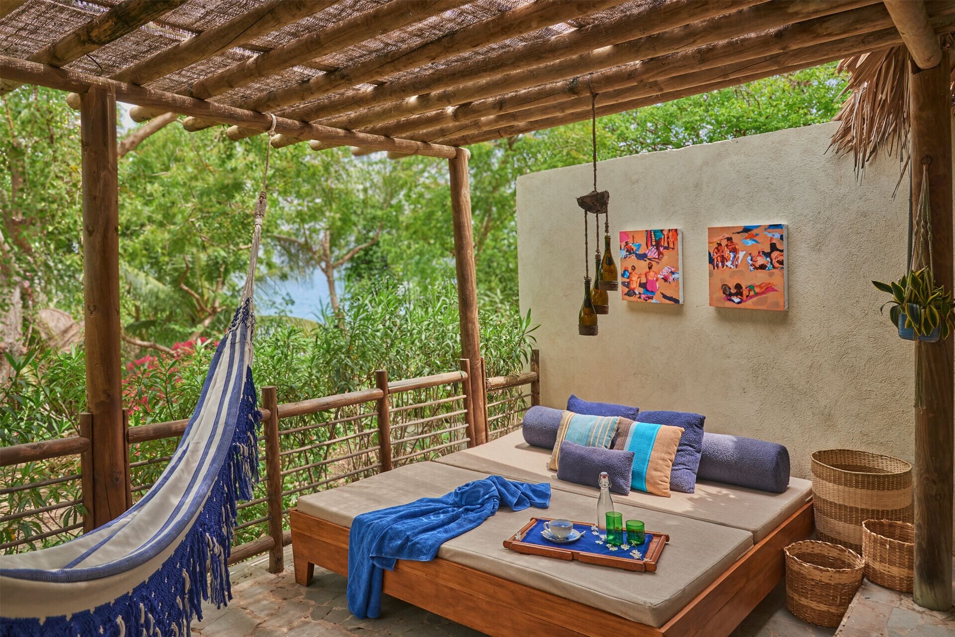 浪漫平房， 1 张特大床， 露台