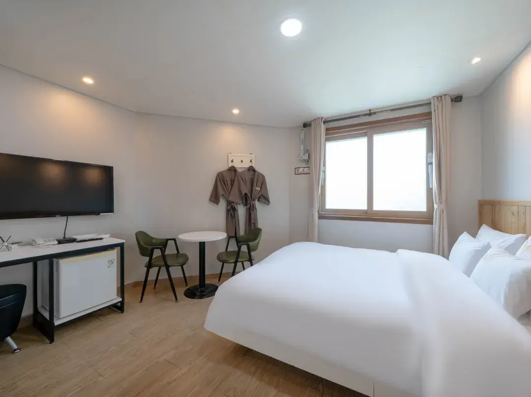Tongyeong Hotel Tongyeongya - Tongyeong