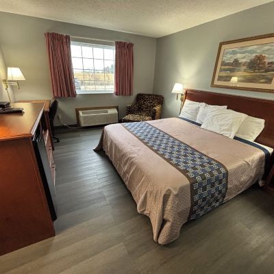 Standard King Room-Ground Floor Covered Bridge Inn Promo Code