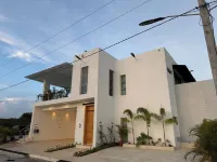 Luxurious 3-bedroom Apartment in Juan Dolio With Pool Access Hotels in 