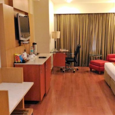 Deluxe Business Room Taj Tristar Promo Code