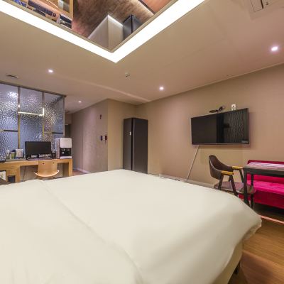 love chair room Okcheon Barbara Self Check-in Motel 쿠폰