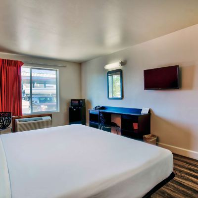 King Room - Non-Smoking Motel 6 Hesperia, CA - West Main Street I-15 Promo Code
