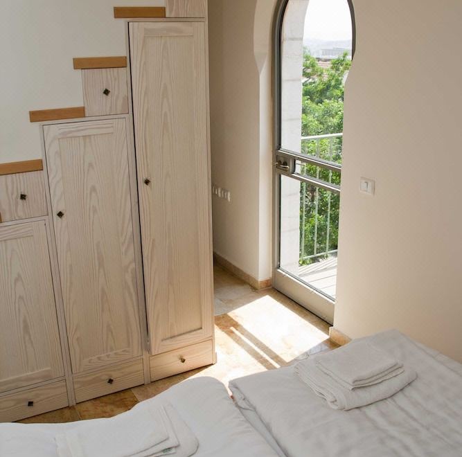 家庭一室公寓 - 帶夾層樓和陽台