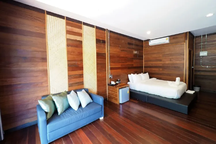 Raft Zone Room
