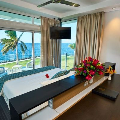 Double Room with King Size Bed with Sea View