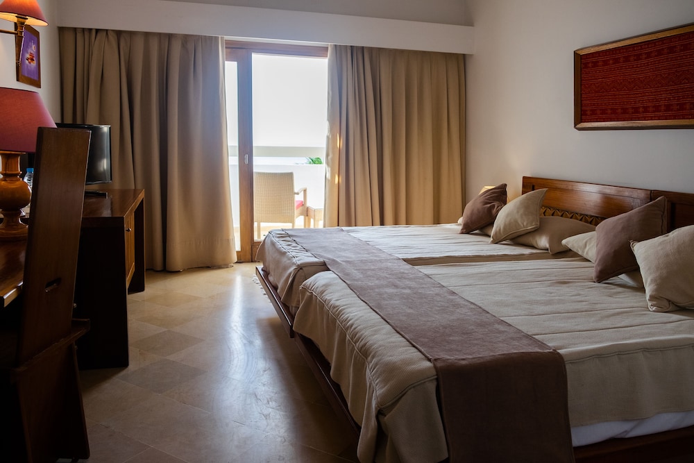 The Orangers Beach Resort and Bungalows All InclusiveSingle room