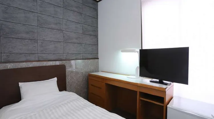 東山パークホテル新風月 部屋