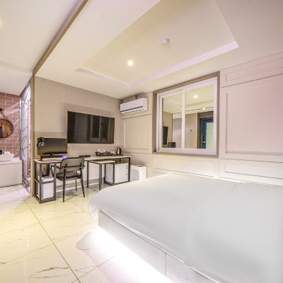 Event Room-Outdoor Open-Air Bath (Disney Plus, Sun Bed) Gwangju Sinandong Hotel Geogijoa 쿠폰