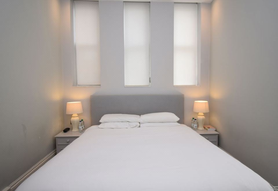 无海景豪华大床间