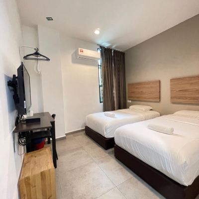 Deluxe Twin Room The Bed Hotel Promo Code