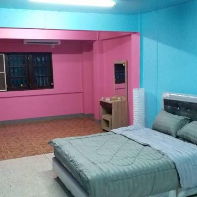 Standard Queen Room Gate 14 Inn Promo Code