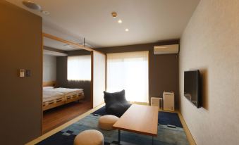 Neon Hotel - Housity
