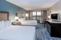 DoubleTree by Hilton Hotel New Bern  Riverfront