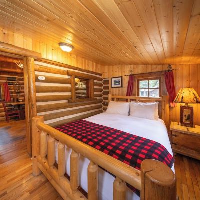 Deluxe Cabin Storm Mountain Lodge Cabins & Dining Promo Code