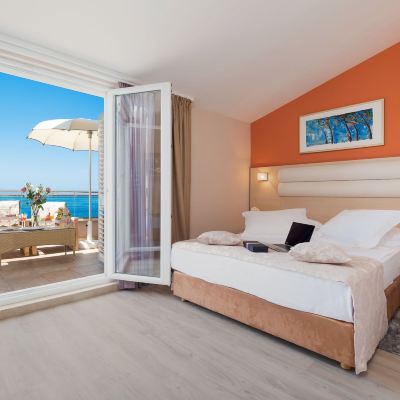 Superior Double Room Hotel Maritimo Promo Code