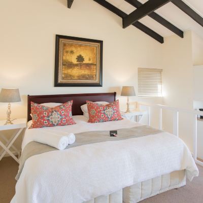 Deluxe Room Hathaway Guest House Promo Code
