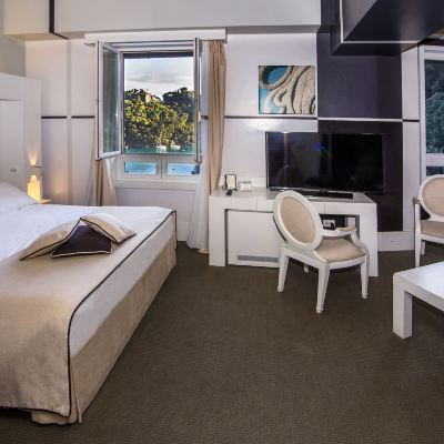 Deluxe Double or Twin Room with Sea View Hotel Piccolo Portofino Promo Code