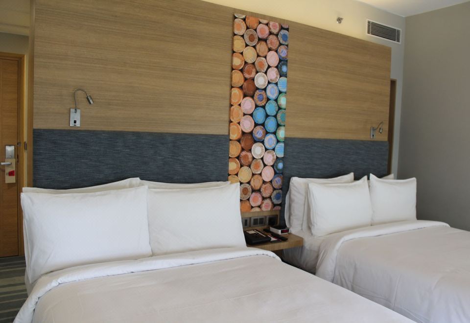 Aloft New Delhi AerocityAloft Twin Room Non smoking