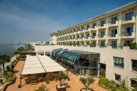 Hotel Concorde Les Berges du Lac Hotels in 