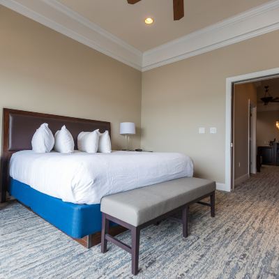 Grand Suite-Non-Smoking Camden on The Lake Resort Promo Code