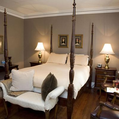 Junior Queen Suite The Belvedere Inn & Restaurant Promo Code