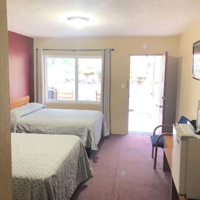 Room, 2 Double Beds, Non Smoking Laurel Park Inn Promo Code