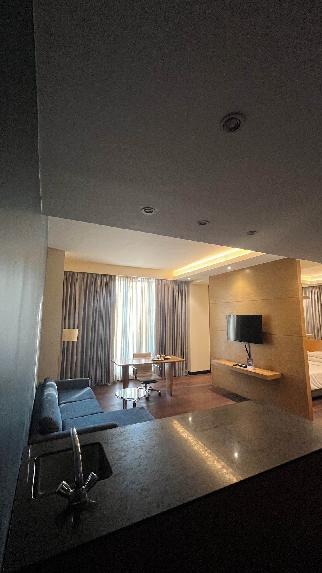 带露台的特大床间