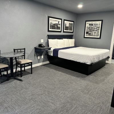 Deluxe King Room Interstate Inn Promo Code