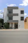 Wenceslao by Homirent Hotel di 