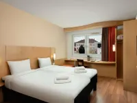 Ibis Gyor