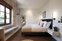 Stitch&Stone Suites Отели в г. 