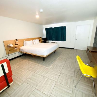 Standard King Room-Dog Friendly Hotel Corvallis Promo Code