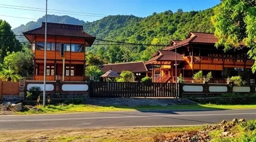Hotel Besar Bulan Baru - Senggigi