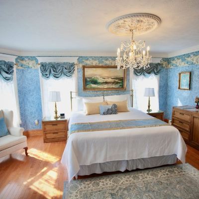 Royal Blue King Suite