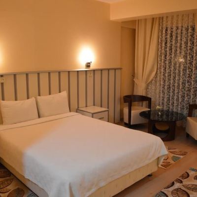 Deluxe Double Room Remay Hotel Promo Code