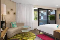 The Fives Downtown Hotel & Residences, Curio Collection by Hilton