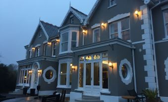 LLwyn Country House - Housity