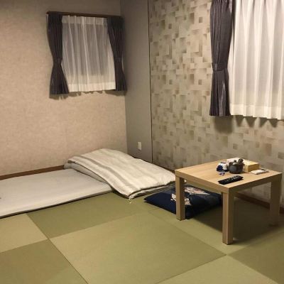 Japanese-Style Twin Room with Shared Bathroom-Non-Smoking