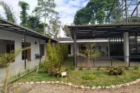 The Sasta Hotel Hotele w: 