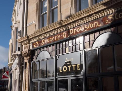 特大床双人或双床房