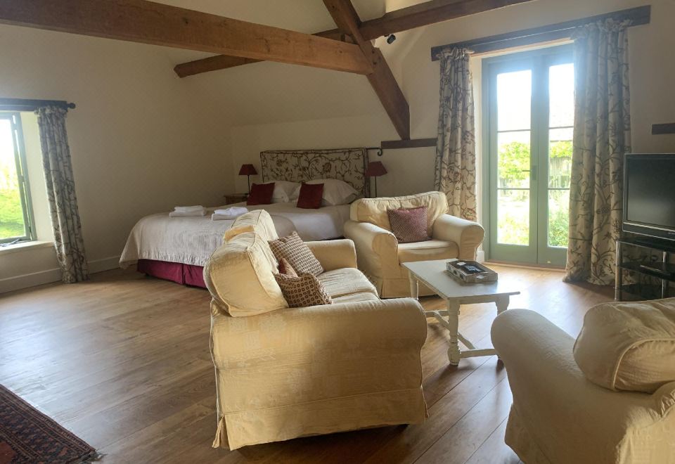 三人间－带连接浴室